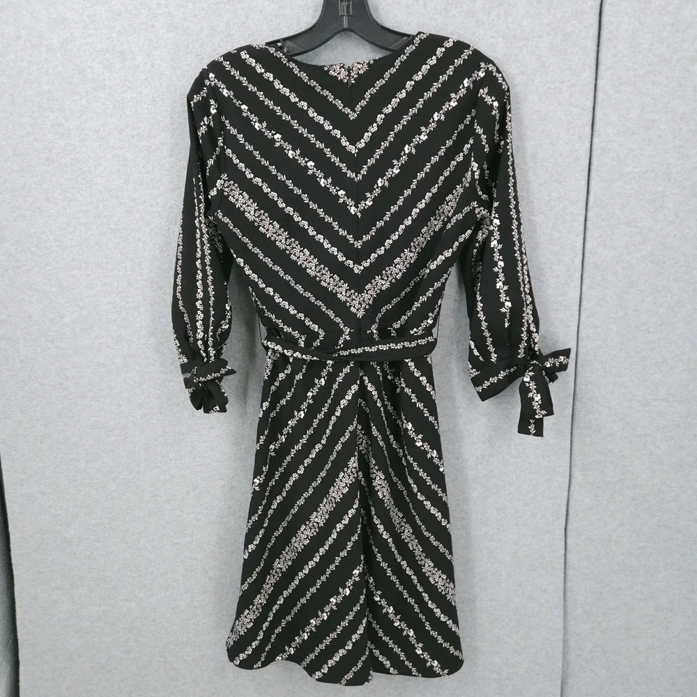 CeCe‎ Tie Belt Sleeve V Neck Floral Chain Short Black Dress Womens Size 2